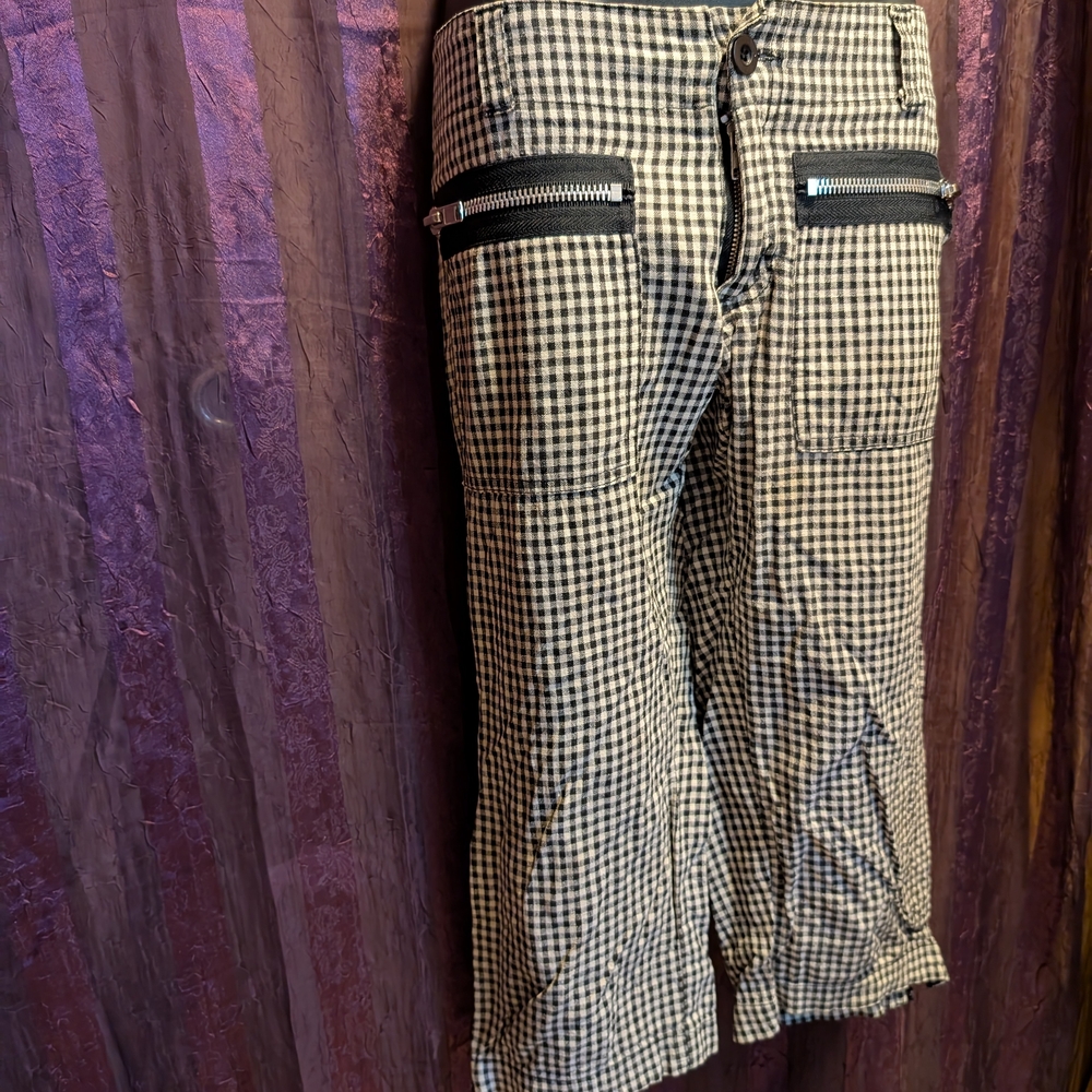 VINTAGE Tripp NYC Black White Checkered Cargo Shorts Capri Skate Punk Goth Emo M